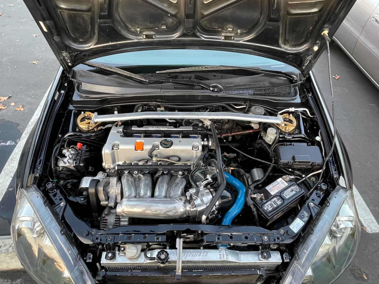 Modified Honda engine bay at Akonic Garage